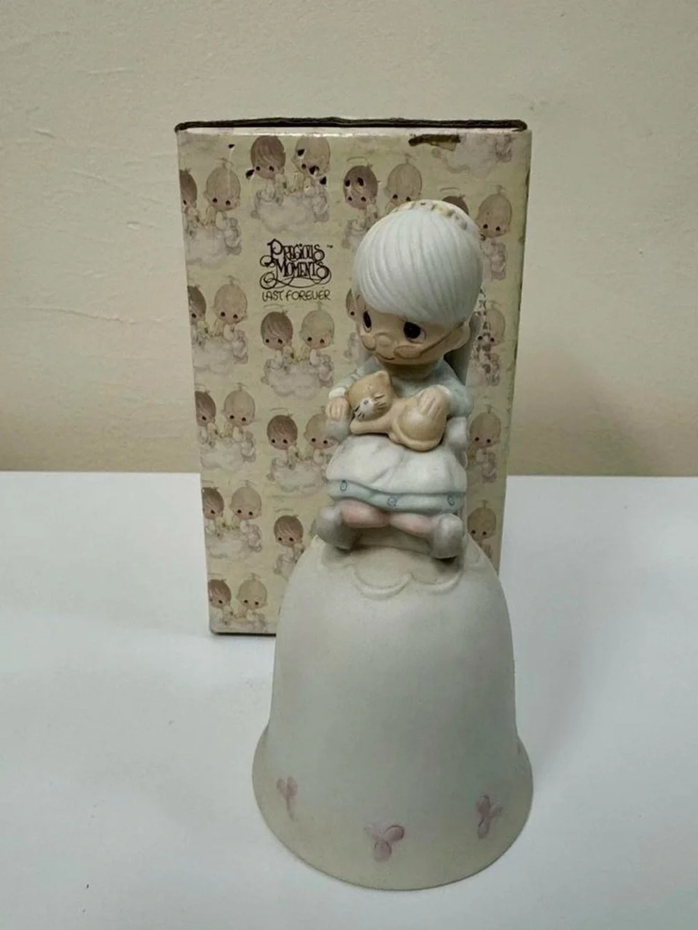 Vintage 1980s Precious Moments “The Purr-fect Grandma” Figurine Bell NIB